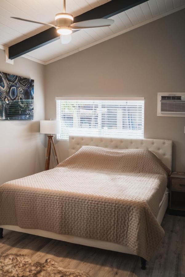 Spacious 2 Bedroom Beach House With King Suite Waianae Dış mekan fotoğraf